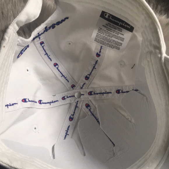 new Champion logo cap - Picture 5 of 6